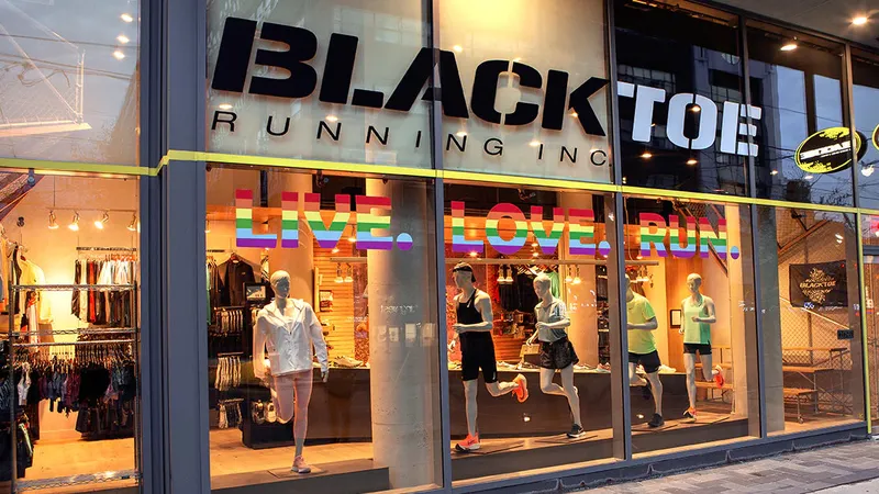 BlackToe Running in Toronto