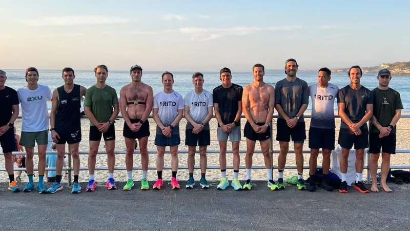 AG1 Runners In The Dark