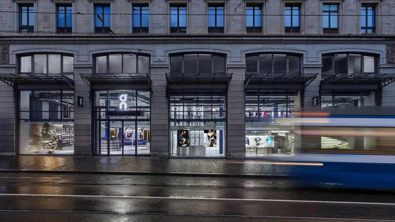 On Run Club Zurich (Limmatquai Flagship) in Zurich