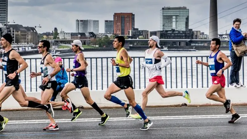 D.RUNNING