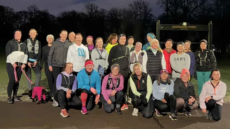 Barshaw Run Birds in Paisley
