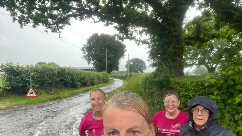 Dolly Mixtures Running Group (Llandrinio) in Llandrinio
